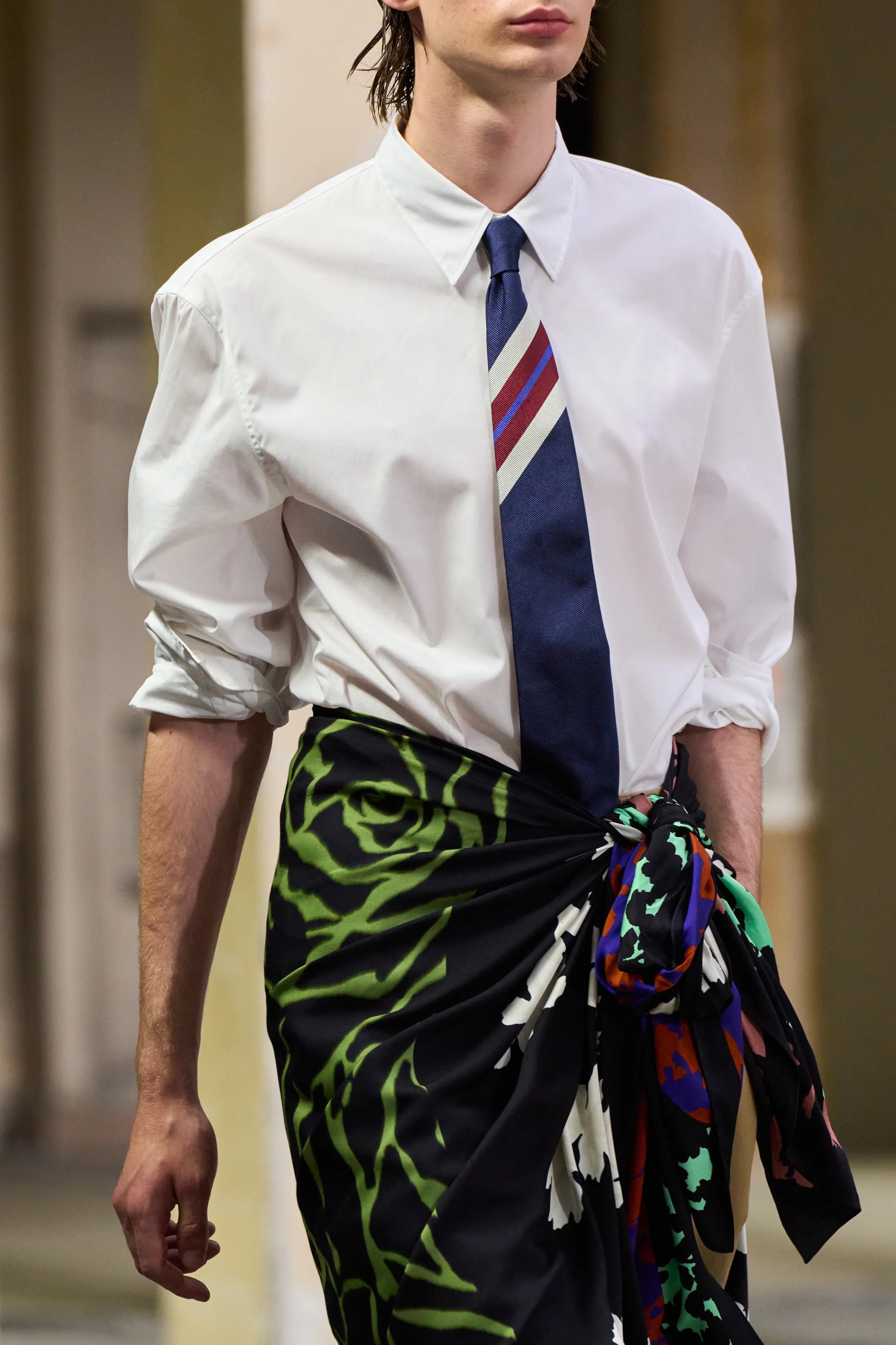 Чему нас научили мужские коллекции сезона весна-лето 2026. Свежие идеи, которые хотим внедрить уже сейчас (фото 41)