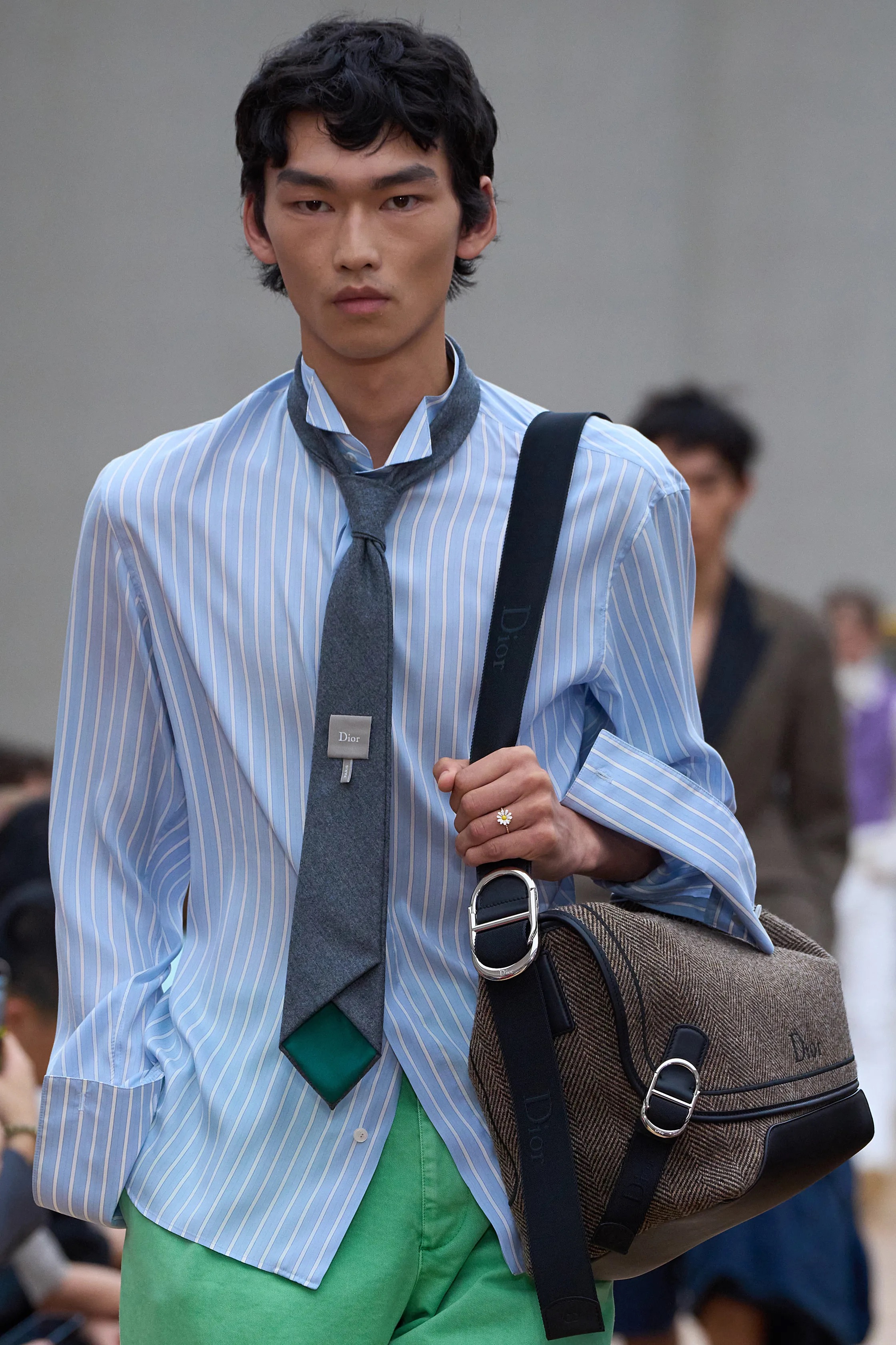 Чему нас научили мужские коллекции сезона весна-лето 2026. Свежие идеи, которые хотим внедрить уже сейчас (фото 45)