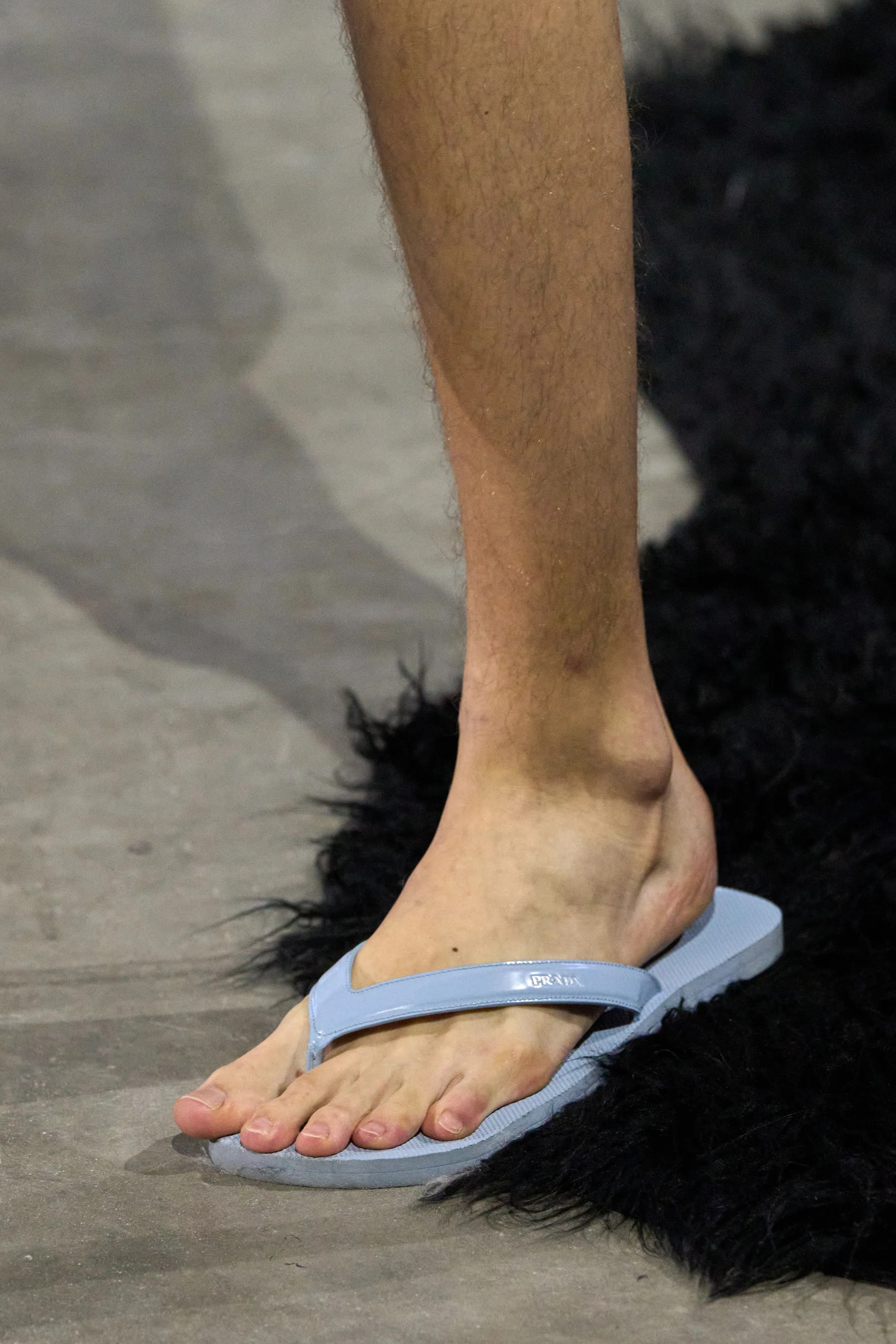 Чему нас научили мужские коллекции сезона весна-лето 2026. Свежие идеи, которые хотим внедрить уже сейчас (фото 63)