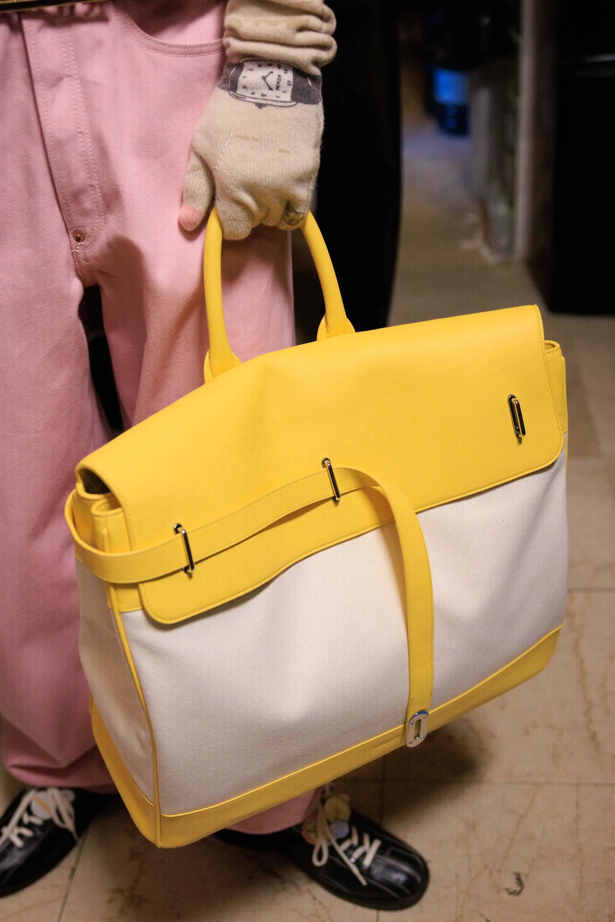 Чему нас научили мужские коллекции сезона весна-лето 2026. Свежие идеи, которые хотим внедрить уже сейчас (фото 69)