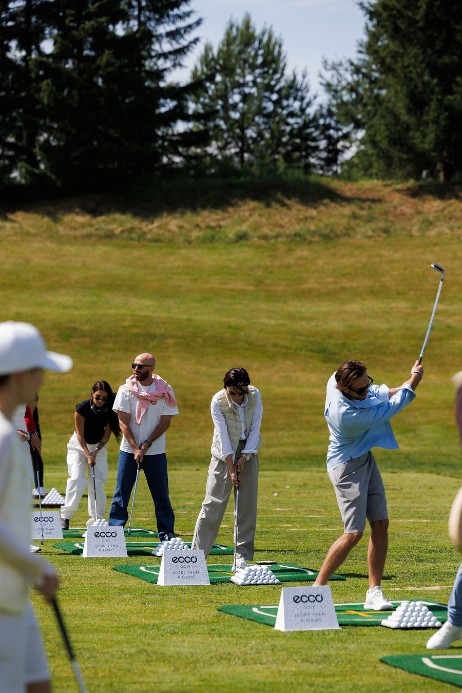 Ecco провел мероприятие по случаю запуска коллекции в гольф-эстетике (фото 9)