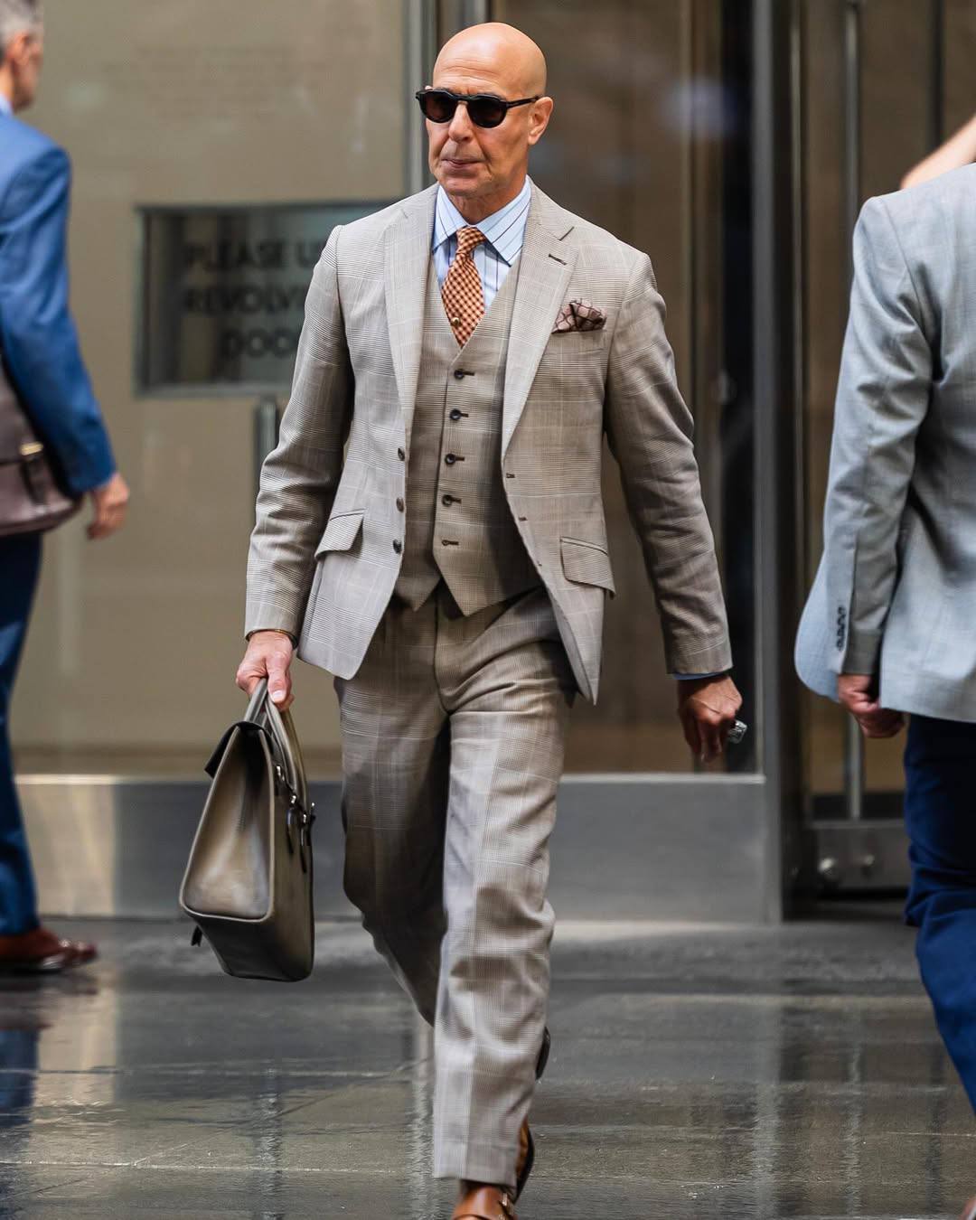 В сети появились новые кадры со съемок «Дьявол носит Prada 2» (фото 6)