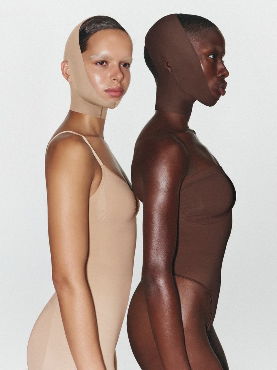 Ким Кардашьян выпустила первый бьюти-продукт Skims (фото 1)