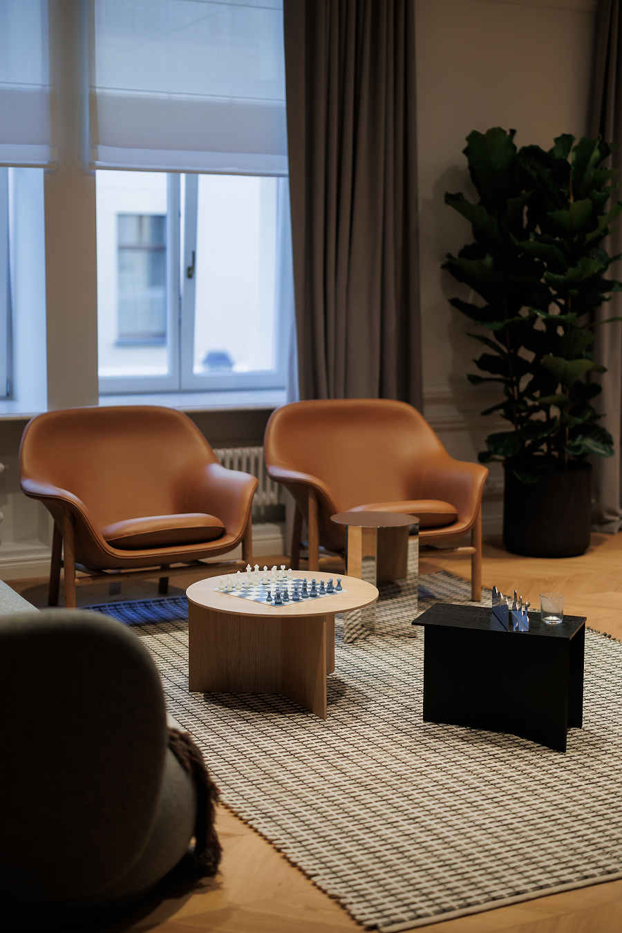 Проект Meet For Charity открывает собственное пространство в Москве (фото 3)