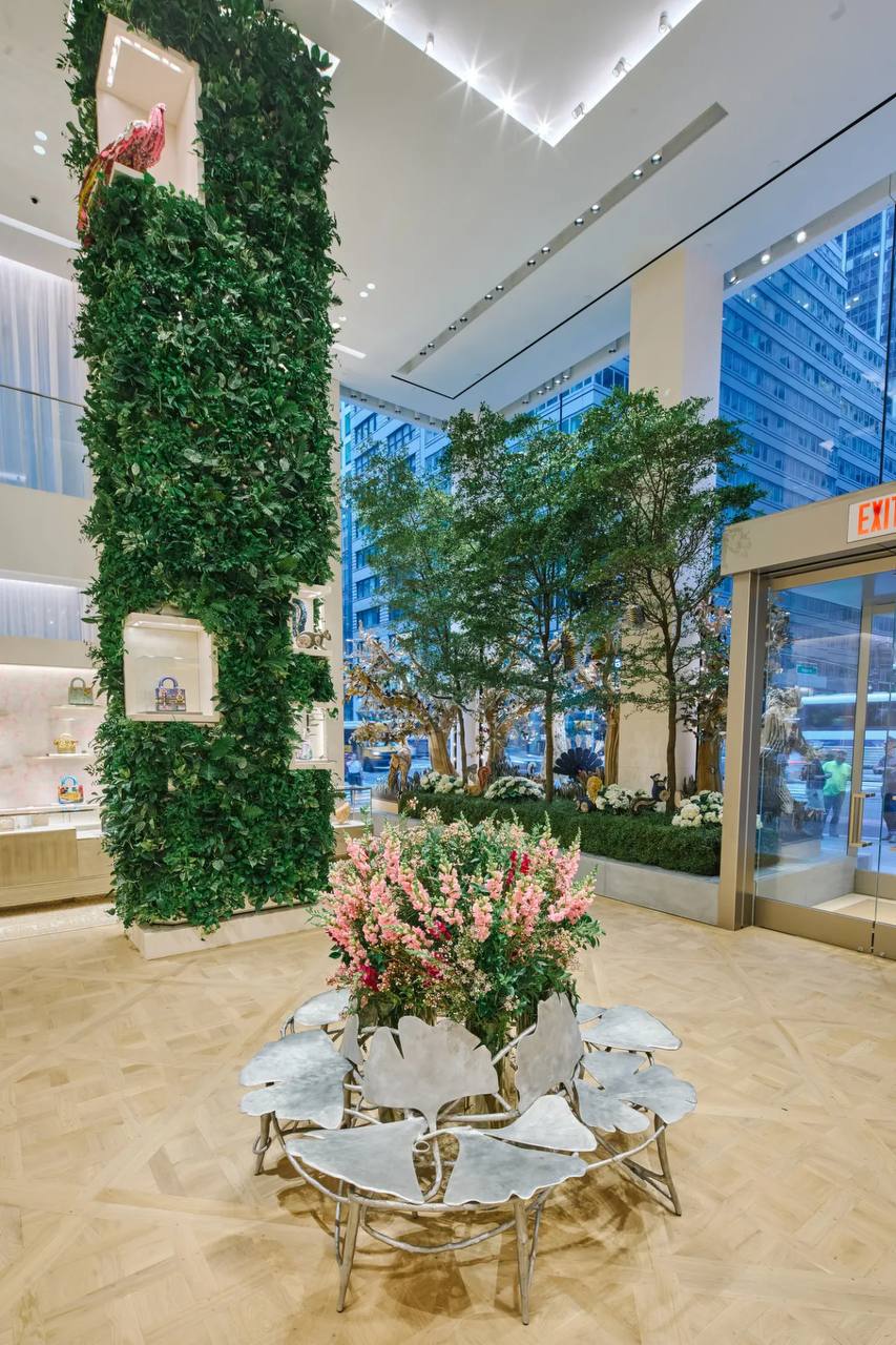 Dior открыл новый флагманский бутик в Нью-Йорке (фото 3)