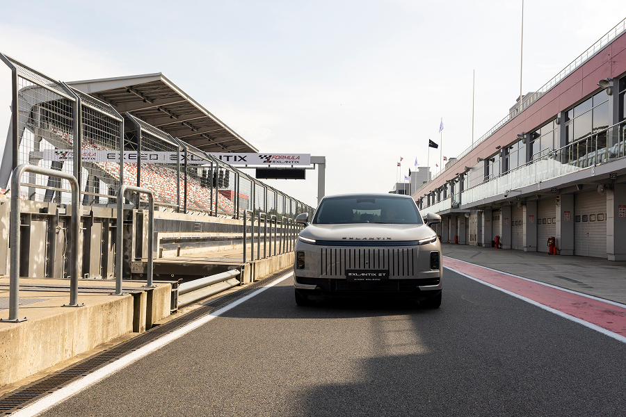 В России состоялся официальный старт продаж Exeed Exlantix ES (фото 4)