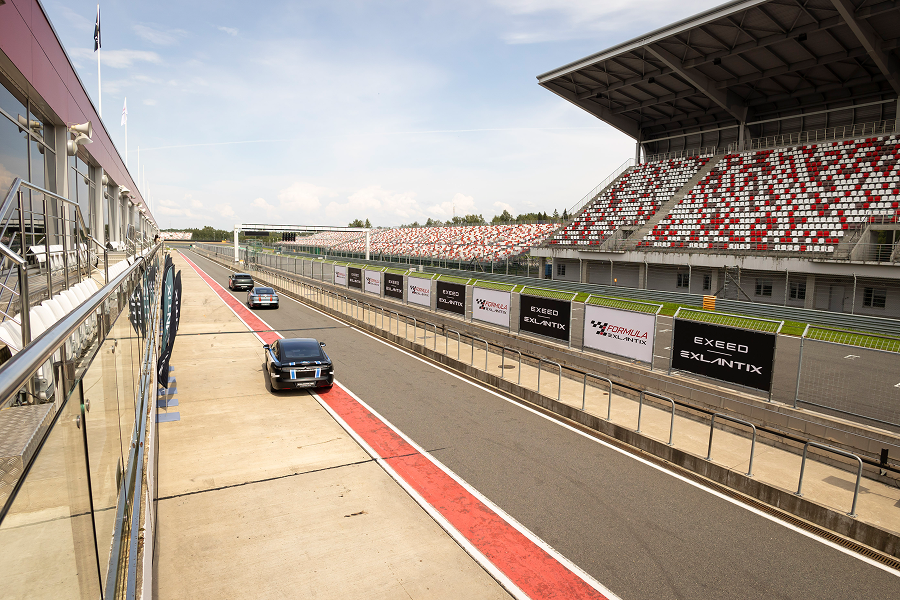 В России состоялся официальный старт продаж Exeed Exlantix ES (фото 8)