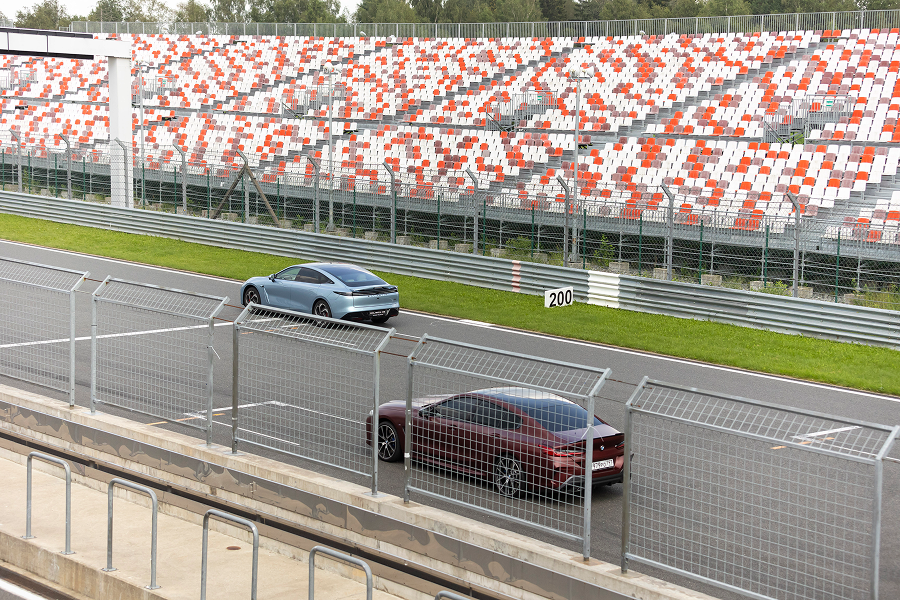 В России состоялся официальный старт продаж Exeed Exlantix ES (фото 7)