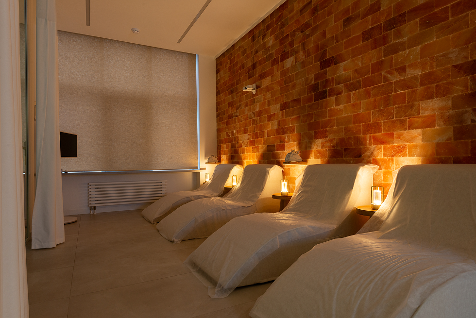 Детокс-интенсив и мезотерапия Match Power: на какие бьюти-процедуры стоит записаться до конца лета (фото 23)