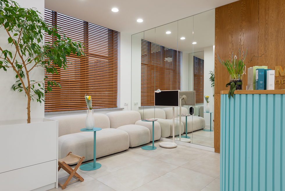 Детокс-интенсив и мезотерапия Match Power: на какие бьюти-процедуры стоит записаться до конца лета (фото 24)