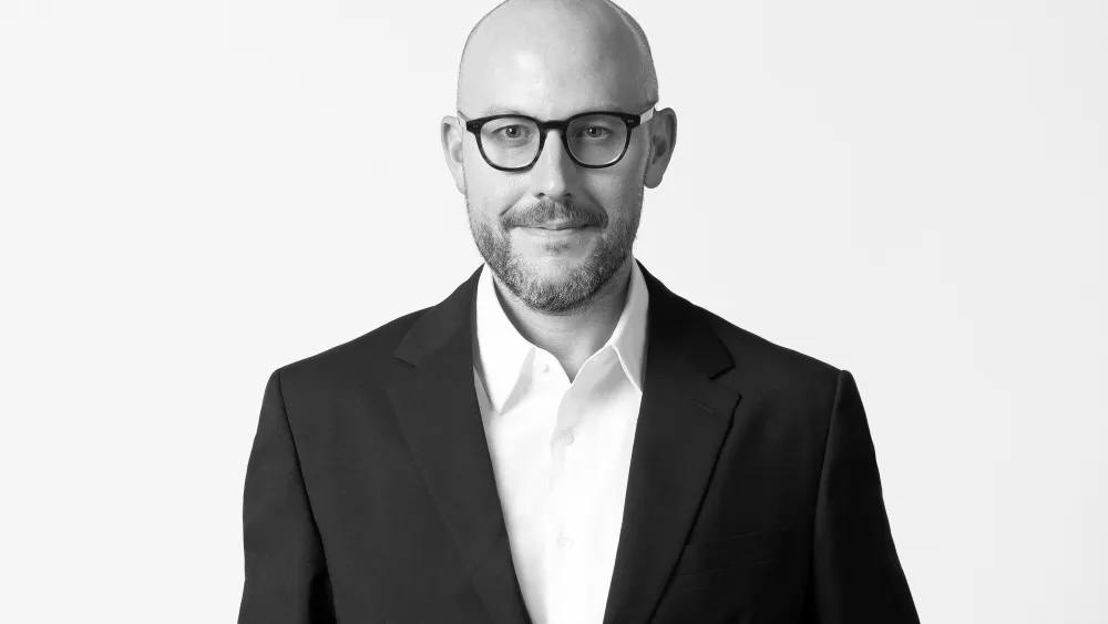 Кристофер Багг стал директором по коммуникациям Prada Group (фото 1)