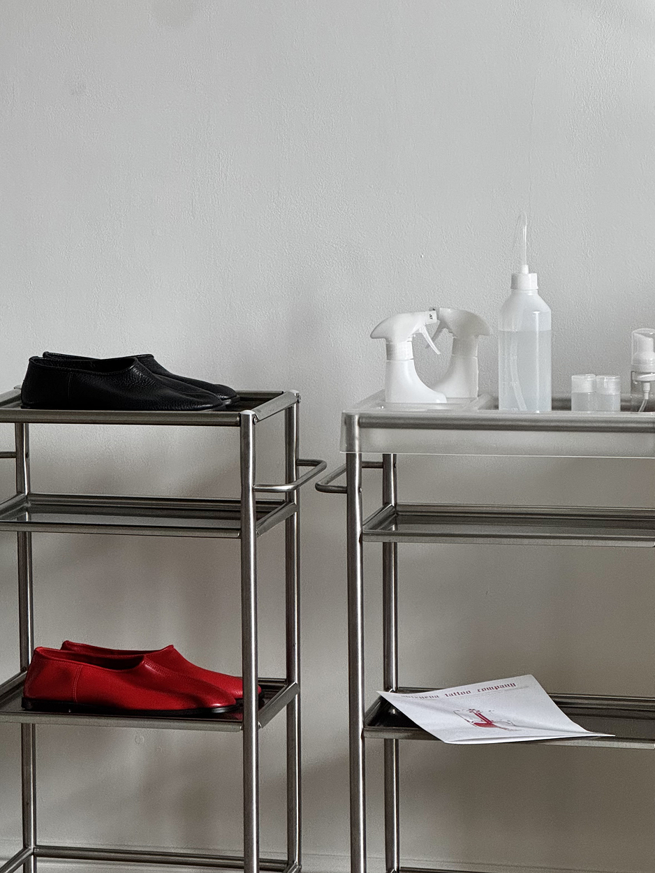 В шоуруме бренда обуви Homies пройдет поп-ап тату-артиста Ульяны Абизяевой (фото 1)