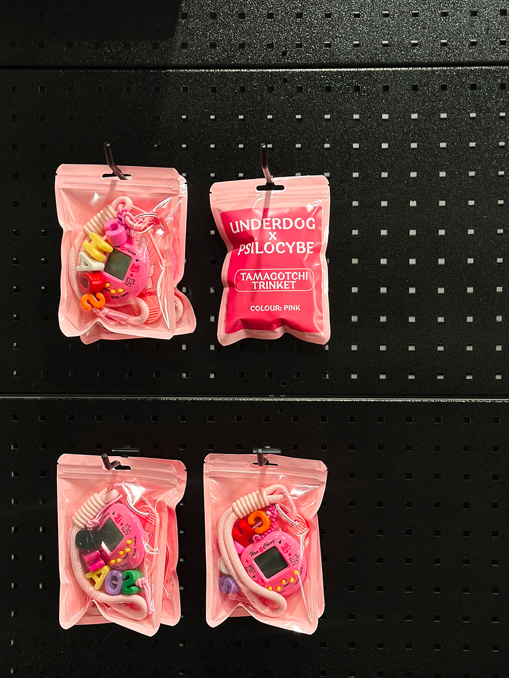 Underdog выпустил коллаборацию с художницей Машей psil0cy6e (фото 2)