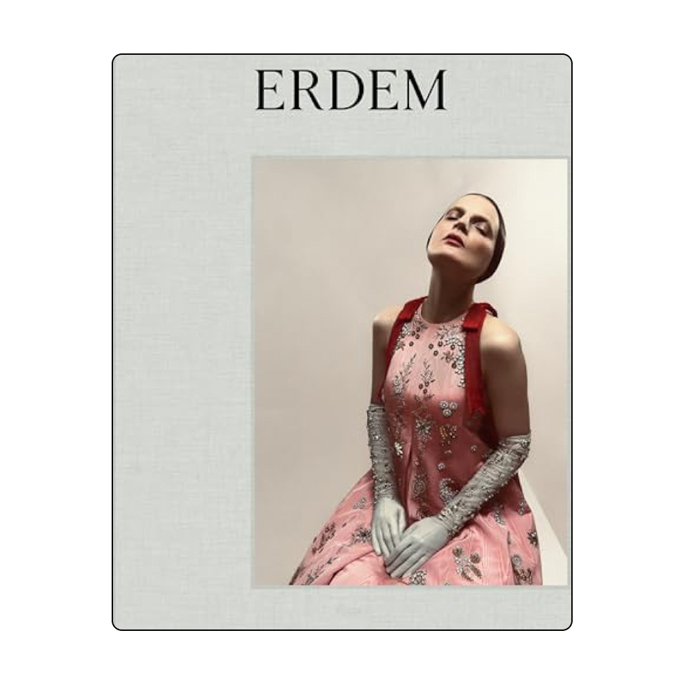 Юбилей Эрдема Моралиоглу и наследие Валентино. Книги о моде, которые мы будем читать в новом сезоне (фото 6)