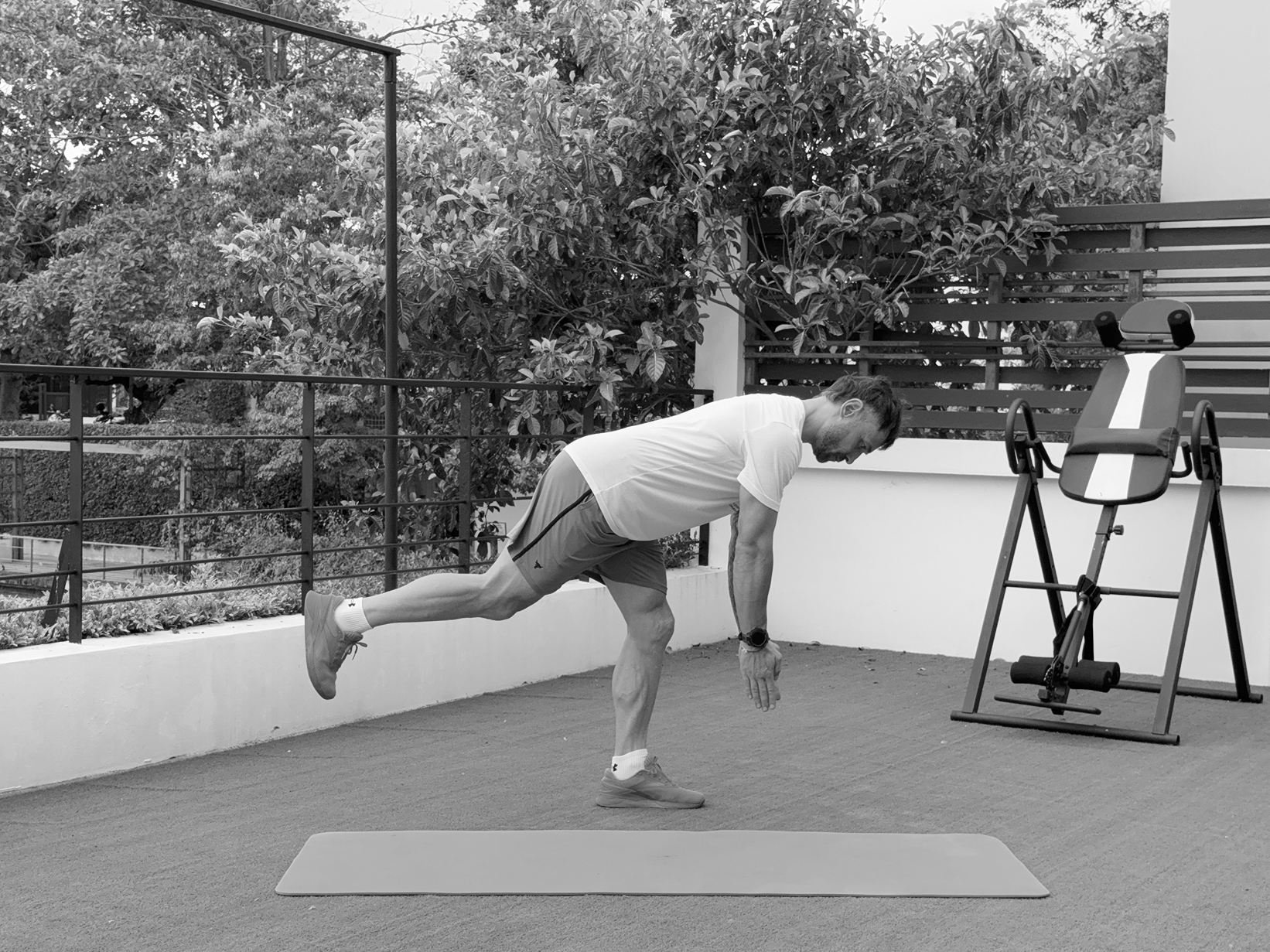 Как эффективно тренироваться с собственным весом? Показывает тренер (фото 7)