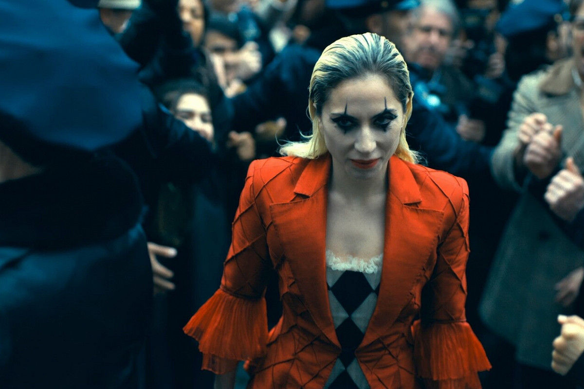 Тим Бёртон снял клип на новый трек Леди Гаги (фото 1)