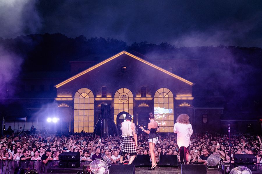 Музыкальный фестиваль Light Weekend завершился в Абрау-Дюрсо (фото 4)