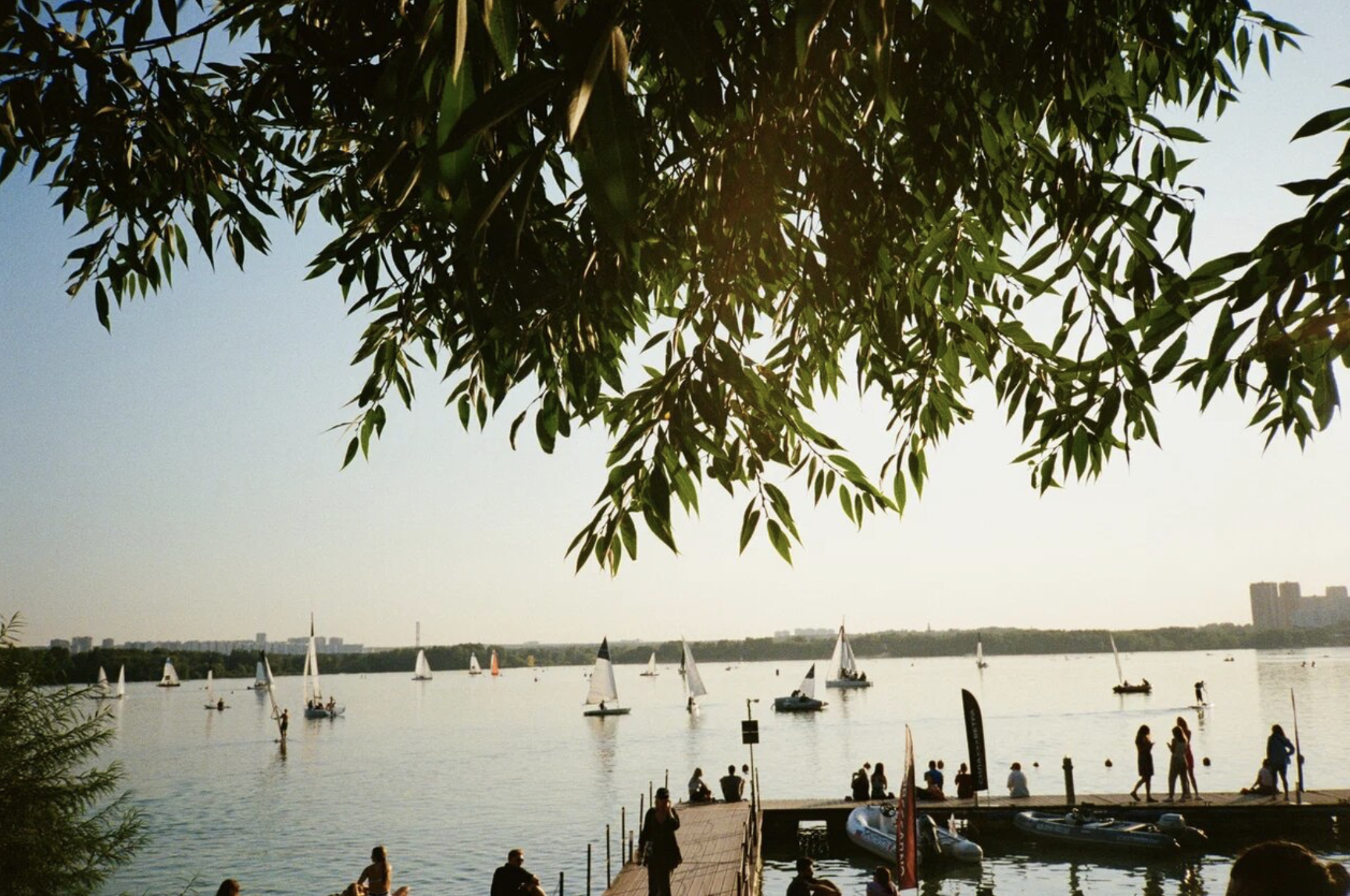 Парусное сообщество «Сила ветра» объявило программу фестиваля «Радиоволна» (фото 1)