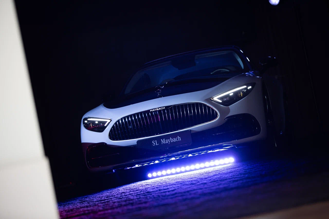 «МБ РУС Ретейл» представил эксклюзивные экземпляры Mercedes-Maybach SL 680 (фото 1)
