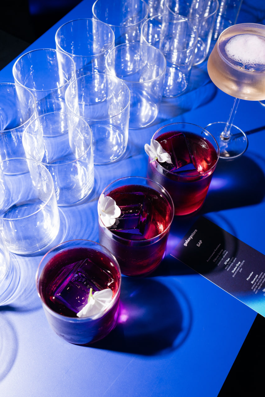 Samsung представил новый игровой монитор Odyssey 3D (фото 3)