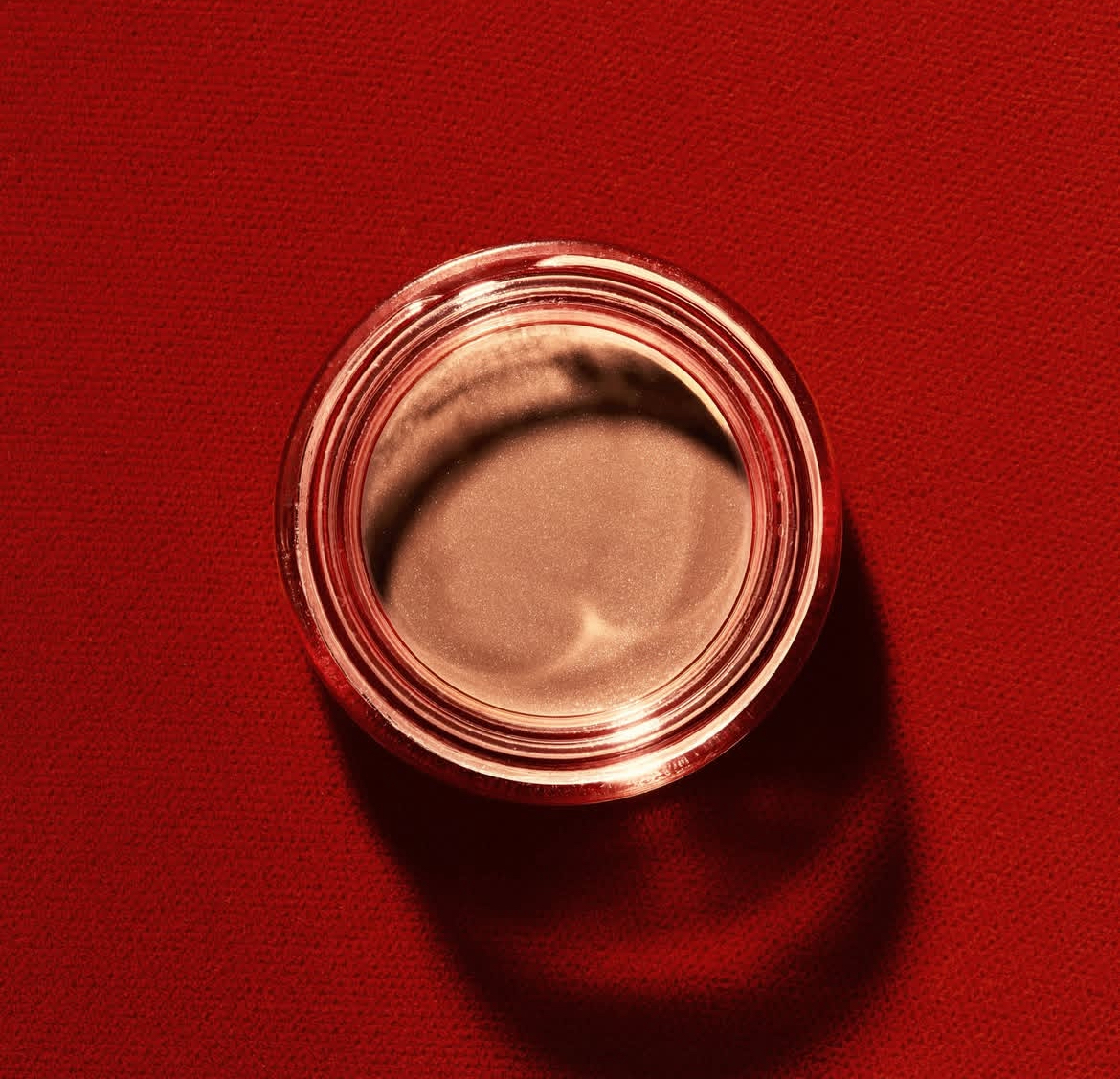 «Я мечтаю заполнить косметички клиентов средствами с новыми текстурами»: визажист Наталья Власова — о запуске бренда Vinata (фото 7)