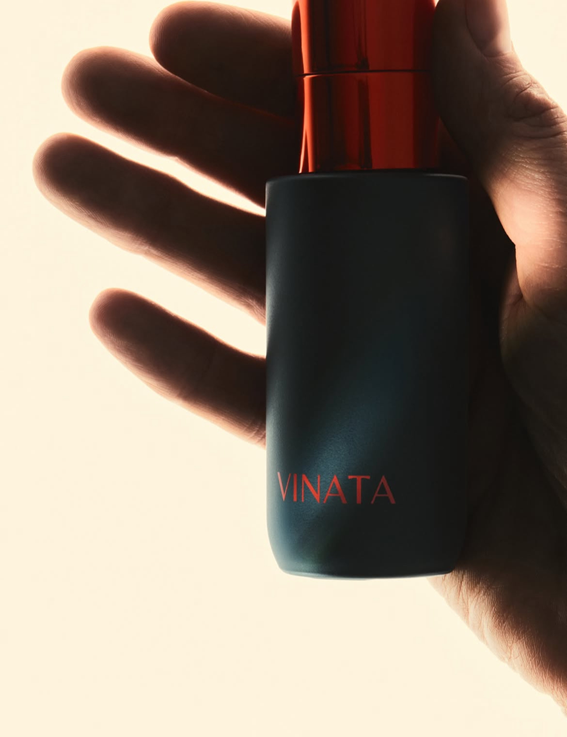 «Я мечтаю заполнить косметички клиентов средствами с новыми текстурами»: визажист Наталья Власова — о запуске бренда Vinata (фото 4)