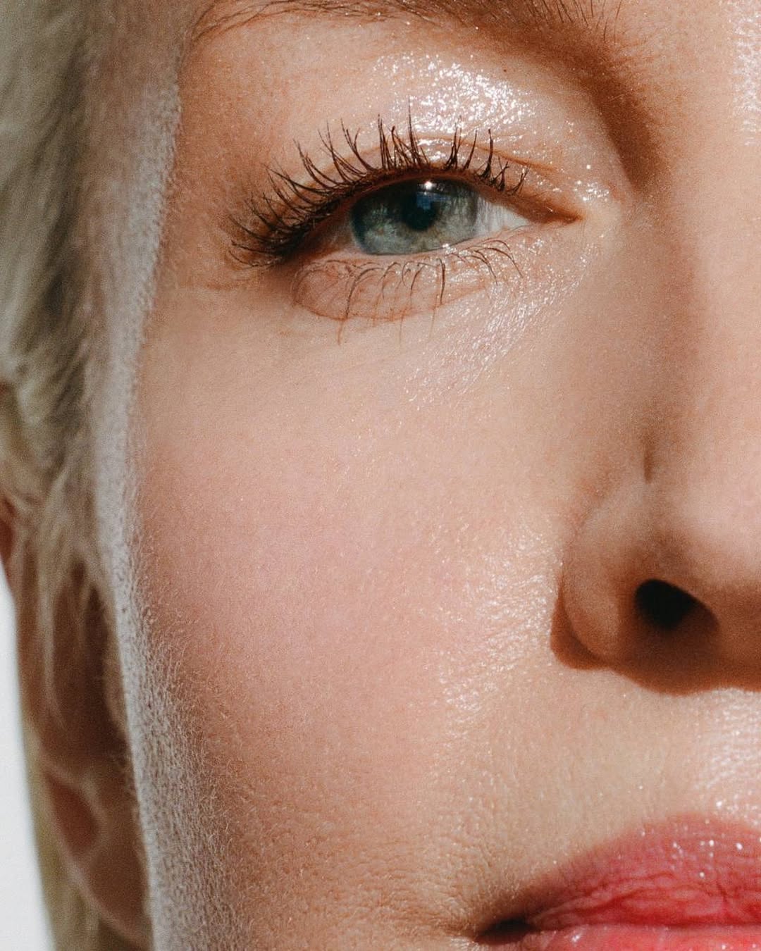 «Я мечтаю заполнить косметички клиентов средствами с новыми текстурами»: визажист Наталья Власова — о запуске бренда Vinata (фото 2)