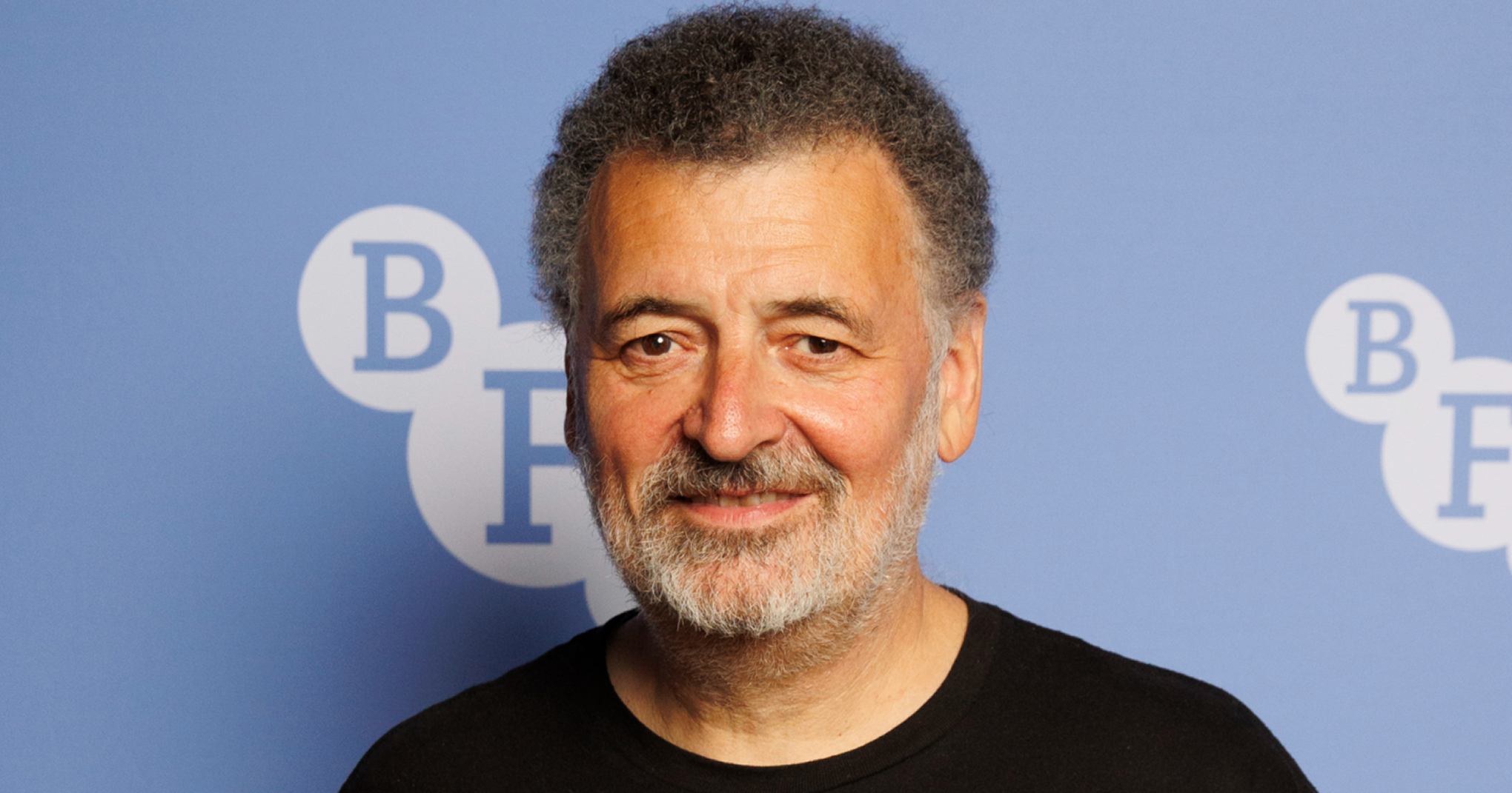 Создатель «Шерлока» снимет политическую драму (фото 1)