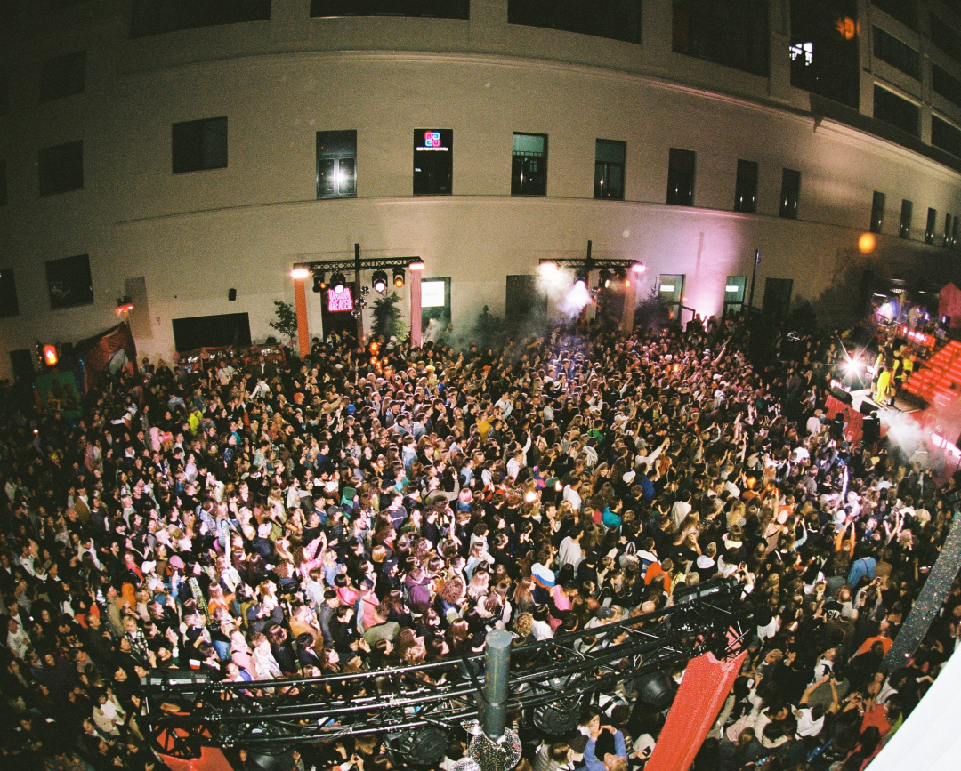 BURO. на выход: светский календарь недели (фото 6)