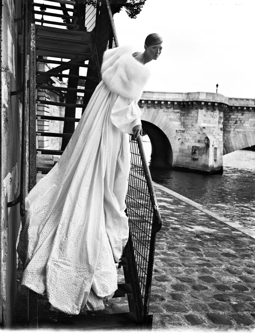 Джанни Версаче, Кейт Мосс и не только: 10 работ Патрика Демаршелье, которые можно увидеть в Москве (фото 1)