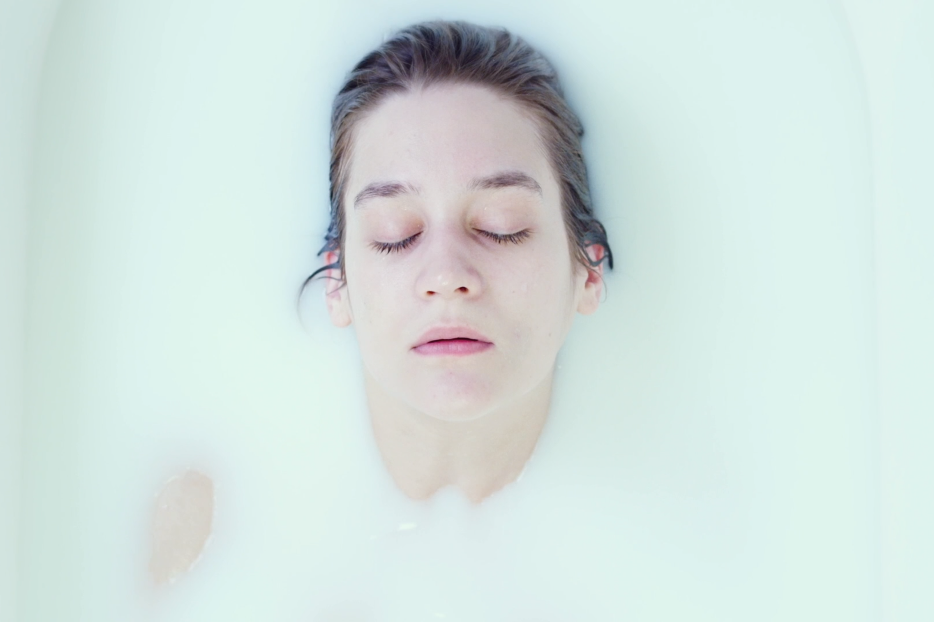 Трудное материнство, отцовская любовь и хоровод на Масленицу: 7 лучших фильмов фестиваля «Короче» (фото 1)