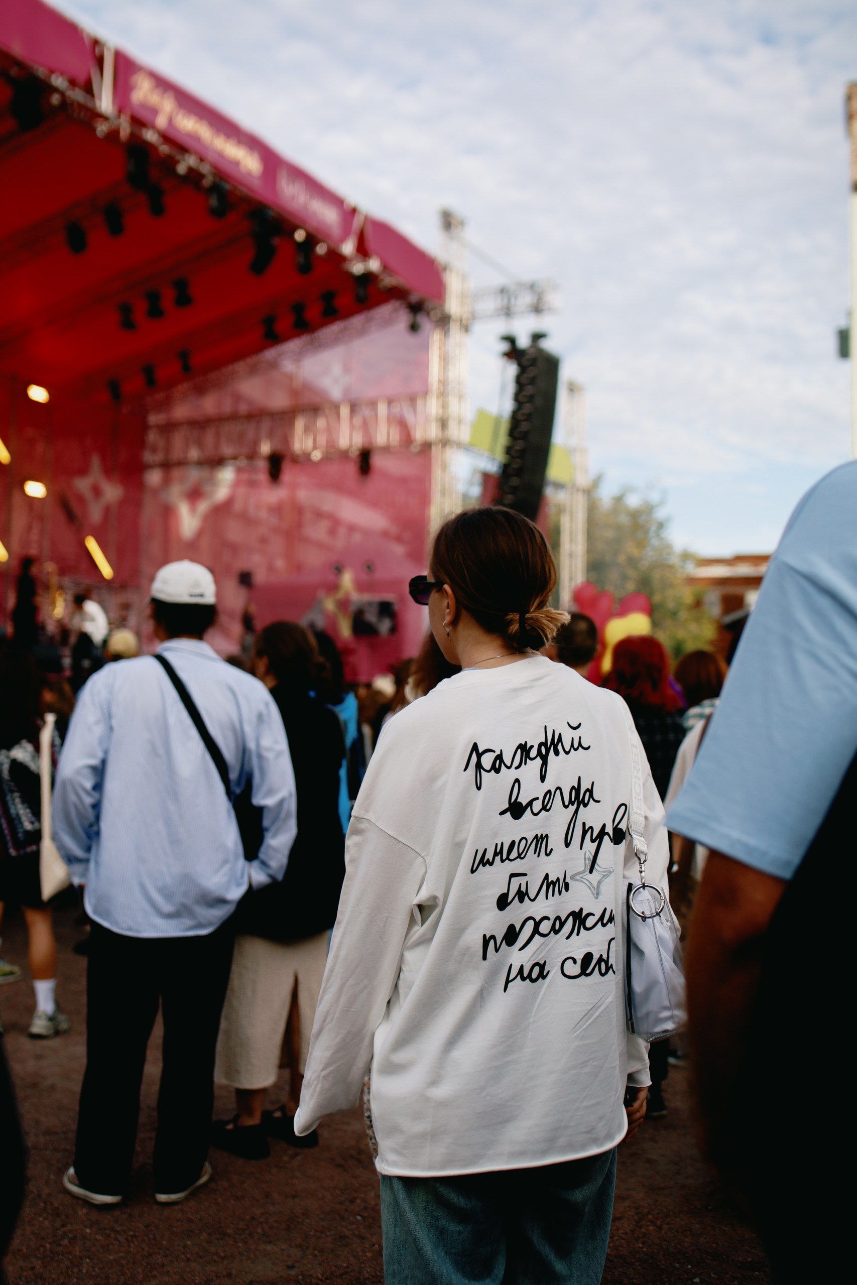 Zoloto, стендап и лекции о живописи: большой гид по фестивалю «Антон тут рядом» (фото 21)