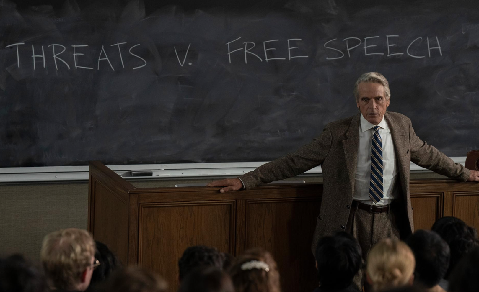 «Убийства в одном здании» и «Утреннее шоу»: какие сериалы смотреть в сентябре (фото 12)