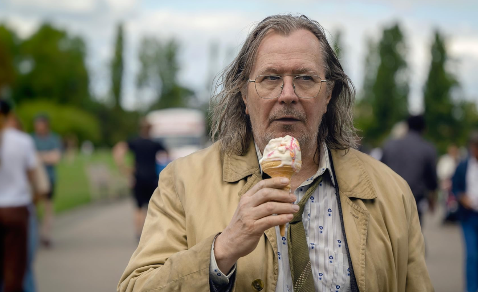 «Убийства в одном здании» и «Утреннее шоу»: какие сериалы смотреть в сентябре (фото 23)