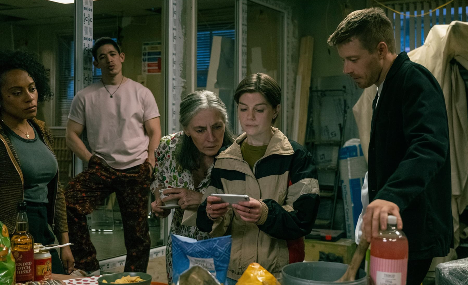 «Убийства в одном здании» и «Утреннее шоу»: какие сериалы смотреть в сентябре (фото 24)