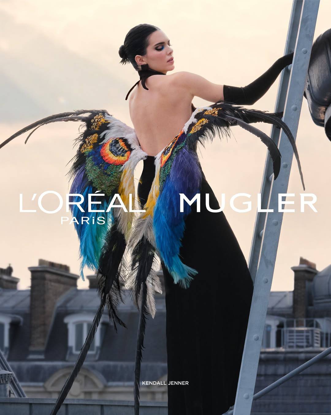 Кендалл Дженнер снялась в новой рекламной кампании L'Oréal x Mugler (фото 3)