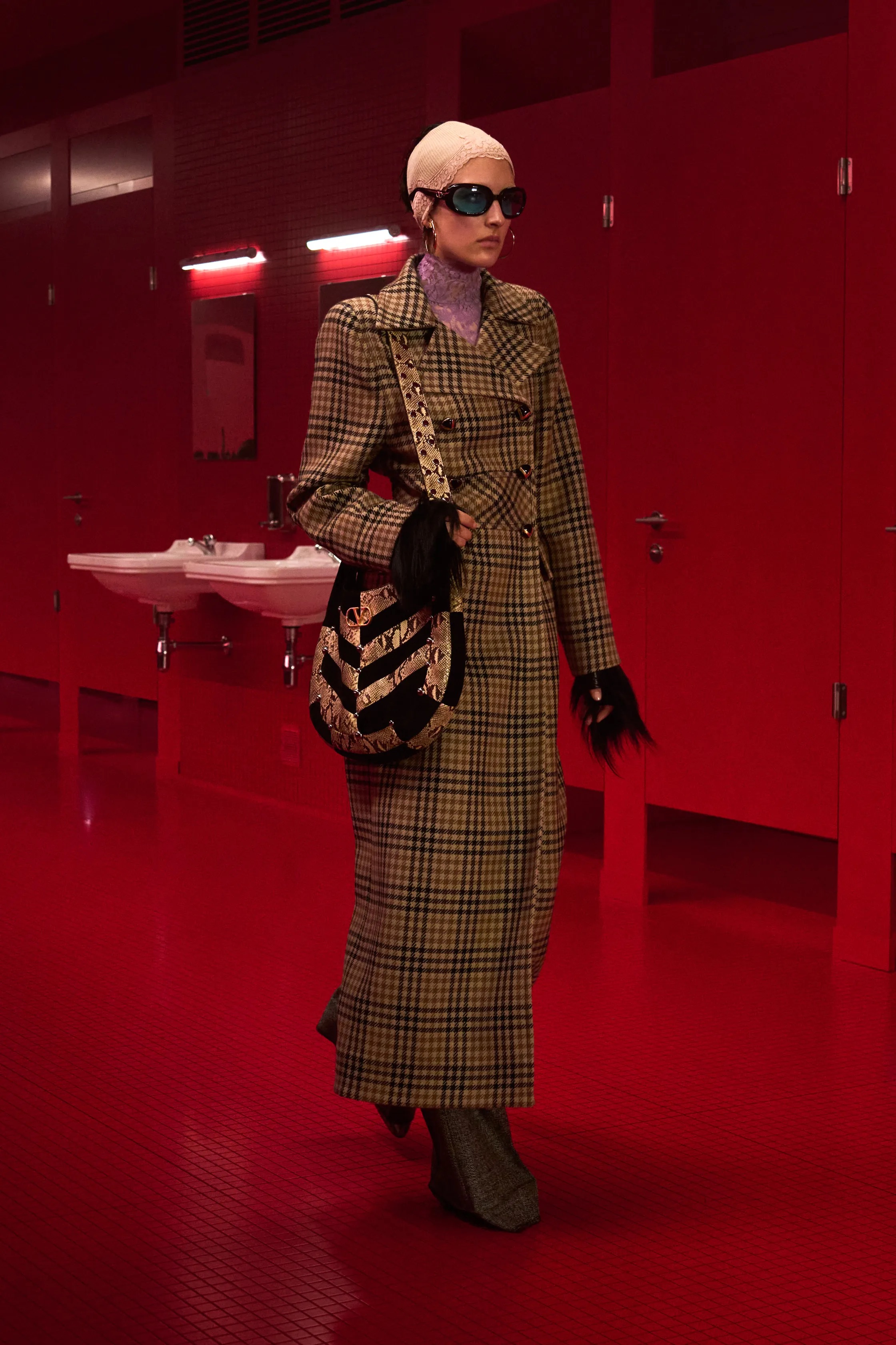 Анималистичный, клетка и полоски: самые модные принты осень-зима 2025 (фото 17)