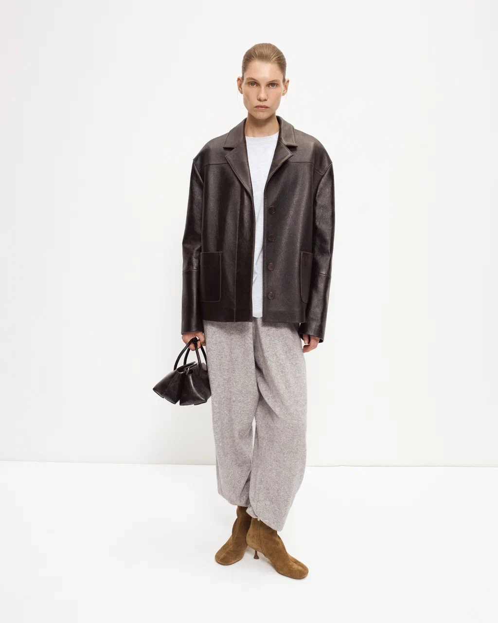 Askent представил первую коллекцию обуви (фото 1)