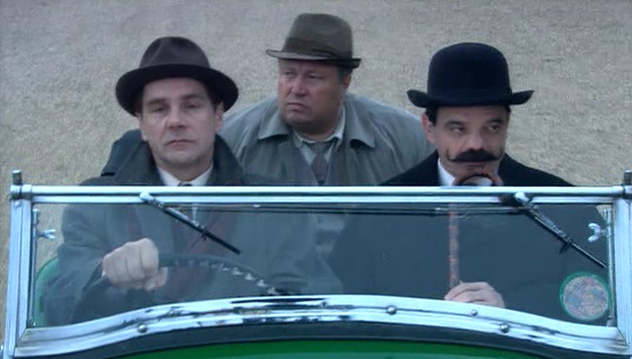 Под подозрением все: семь экранизаций Агаты Кристи — от культовых до малоизвестных (фото 17)