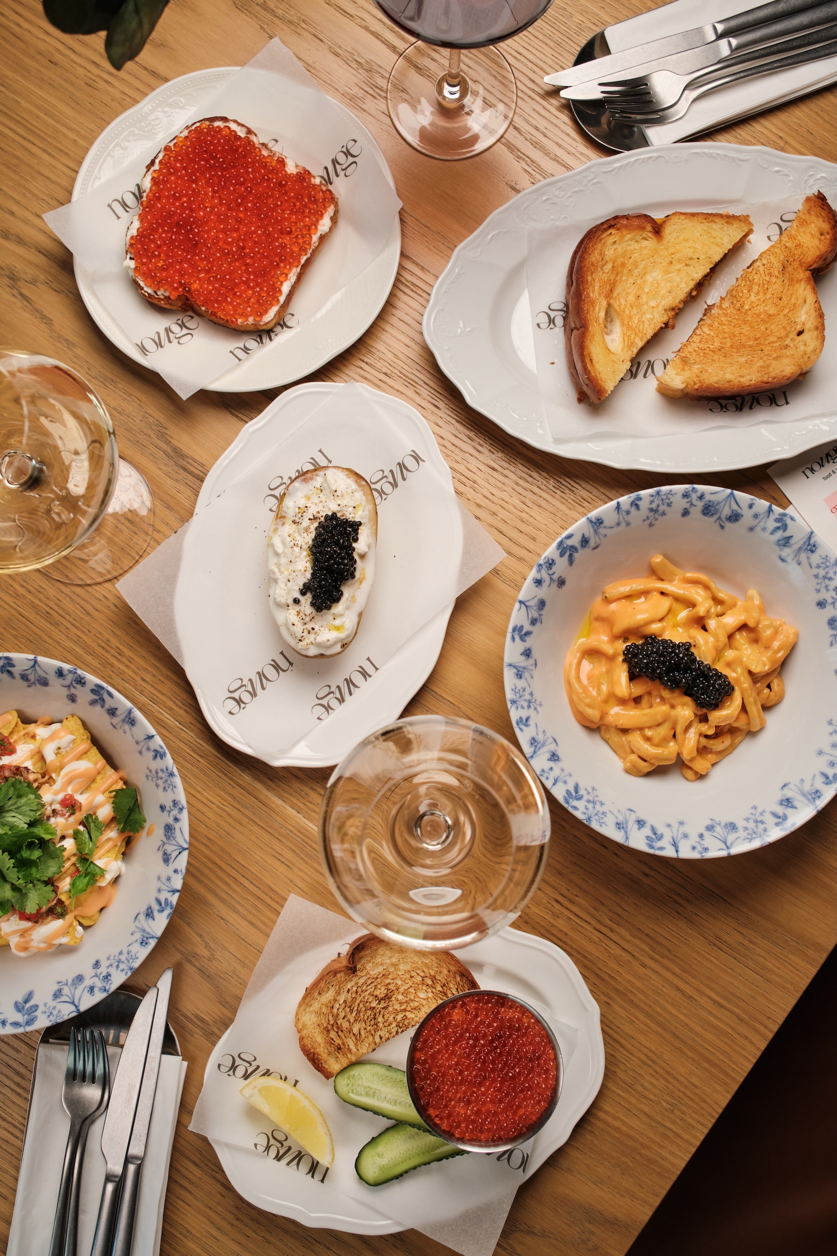 Новости ресторанов: эмпанадас с вагю, буррата с дыней и картофель с черной икрой (фото 5)