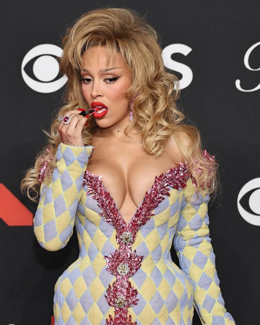 Doja Cat стала амбассадором MAC Cosmetics (фото 1)