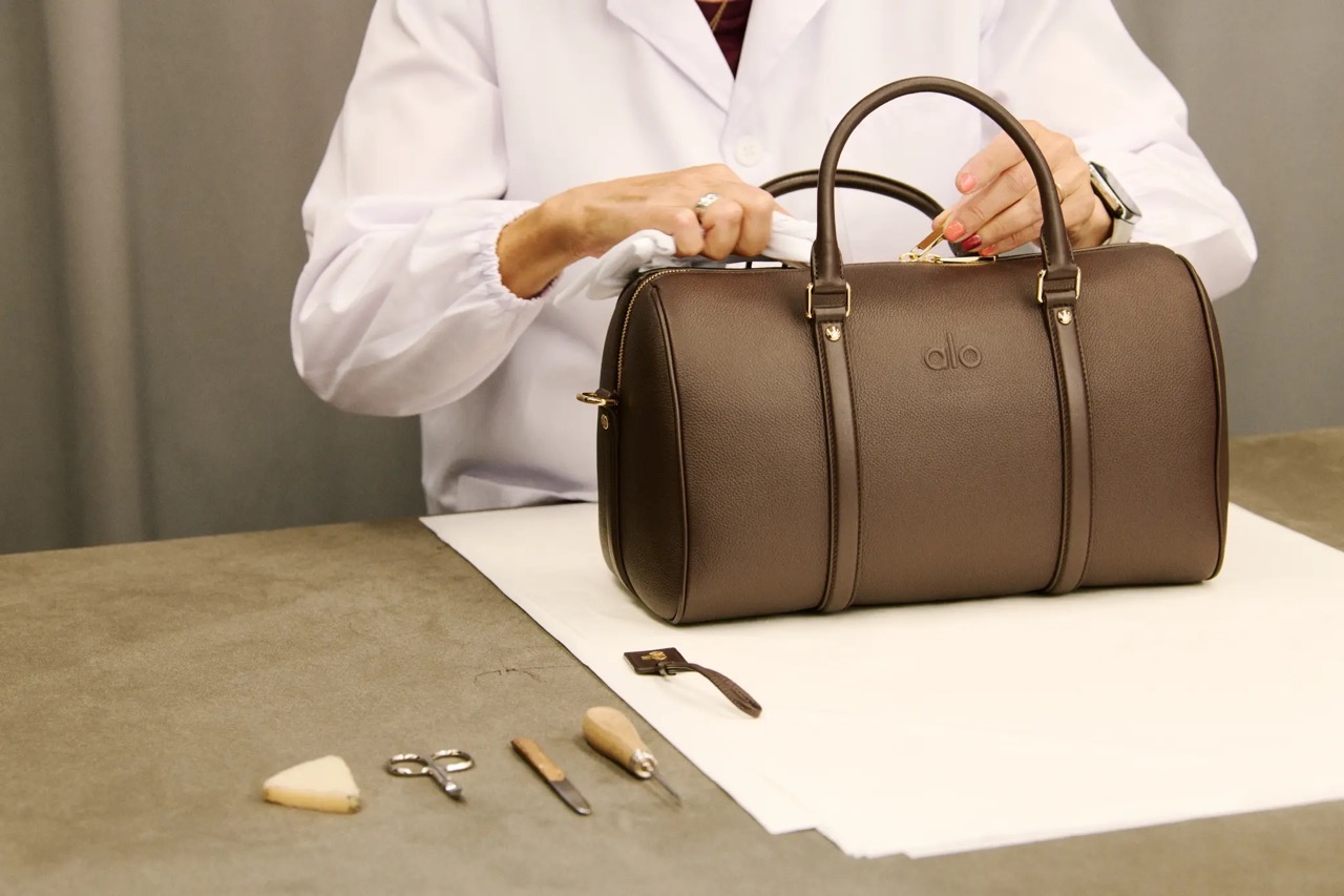 Амелия Грэй, Кэндис Свэйнпоул и Дайан Содре снялись в рекламной кампании Alo (фото 3)