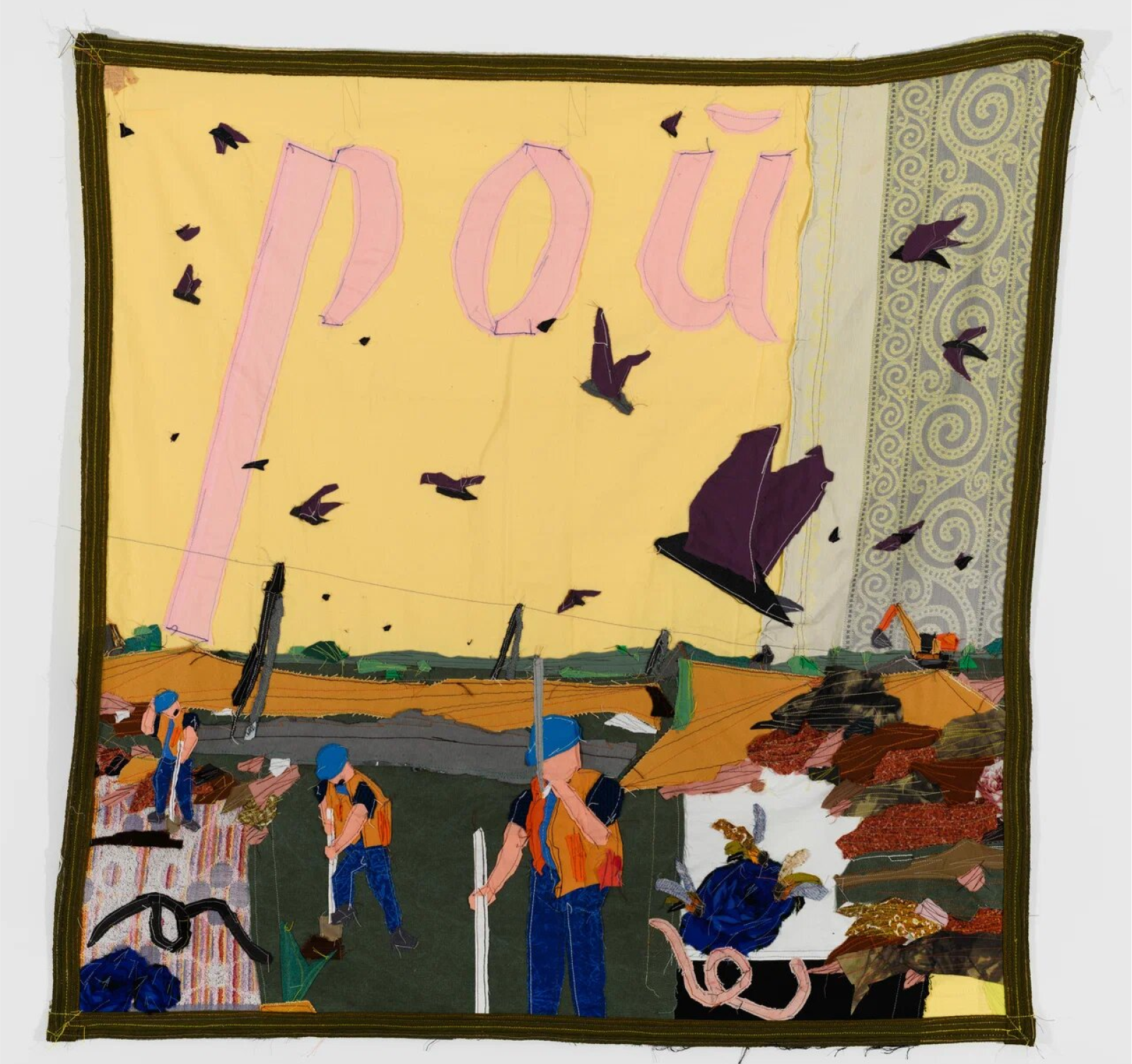 От зеркальных отпечатков до текстильных коллажей: что смотреть на ярмарке Cosmoscow 2025 (фото 1)