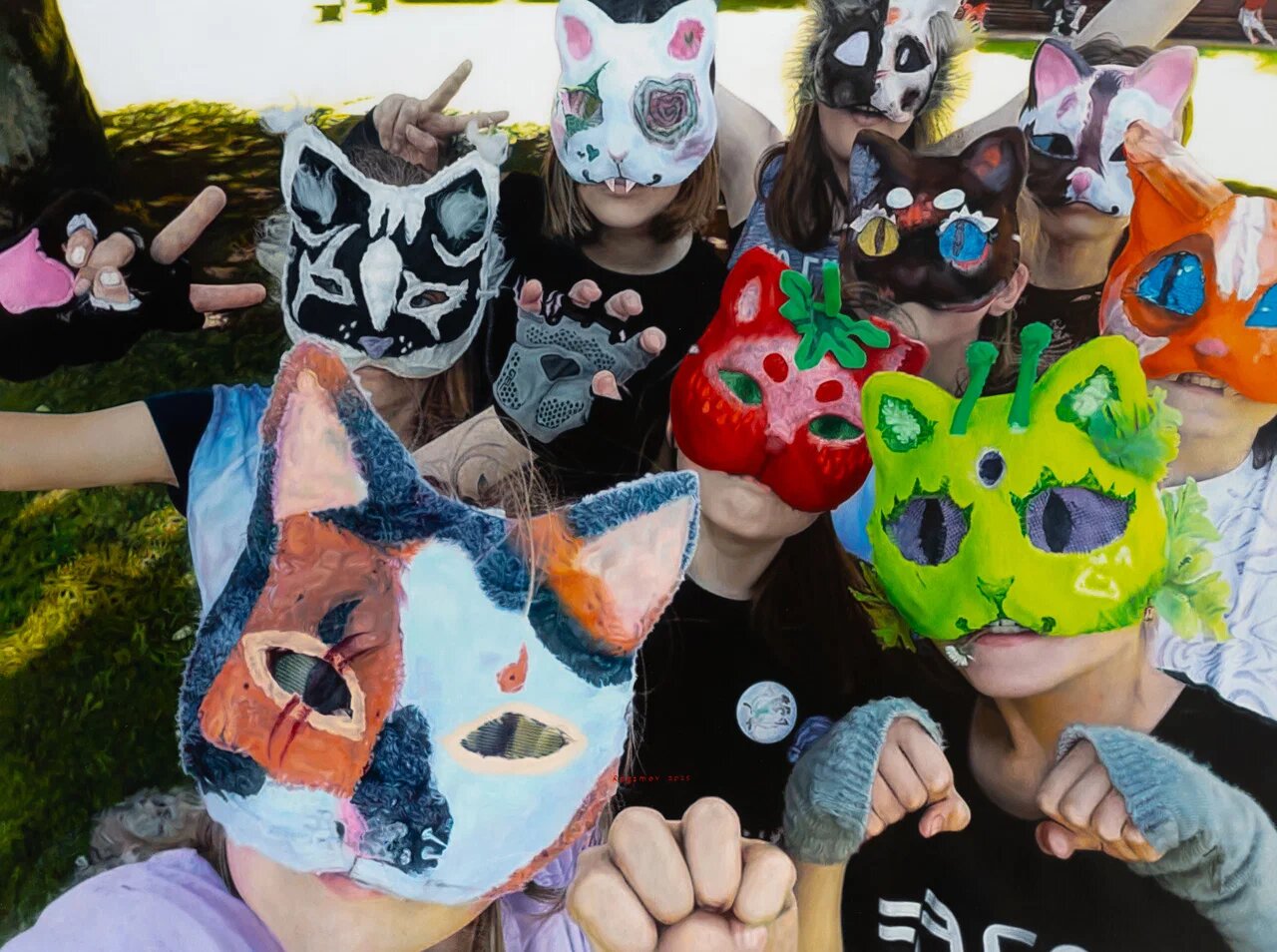 От зеркальных отпечатков до текстильных коллажей: что смотреть на ярмарке Cosmoscow 2025 (фото 8)