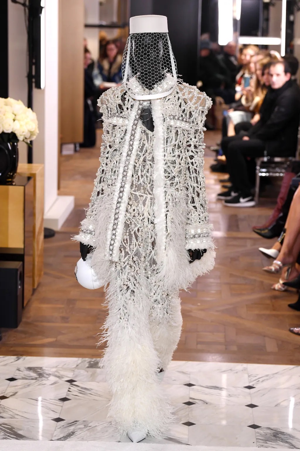 Дружба с Бейонсе, высокие технологии и не только: 7 причин успеха Оливье Рустена в Balmain (фото 9)