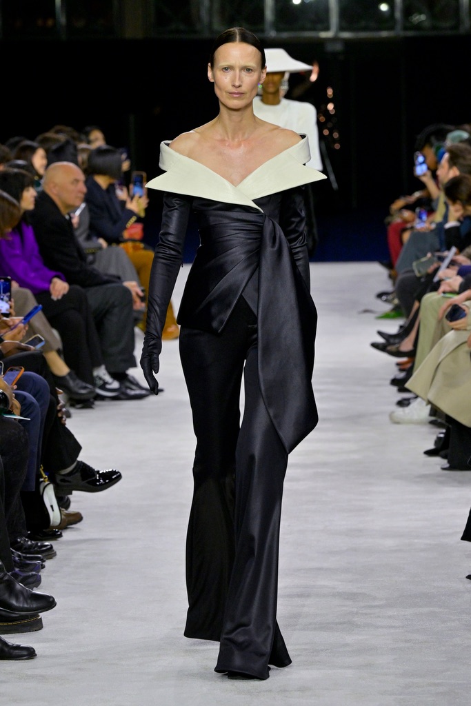 Дружба с Бейонсе, высокие технологии и не только: 7 причин успеха Оливье Рустена в Balmain (фото 12)