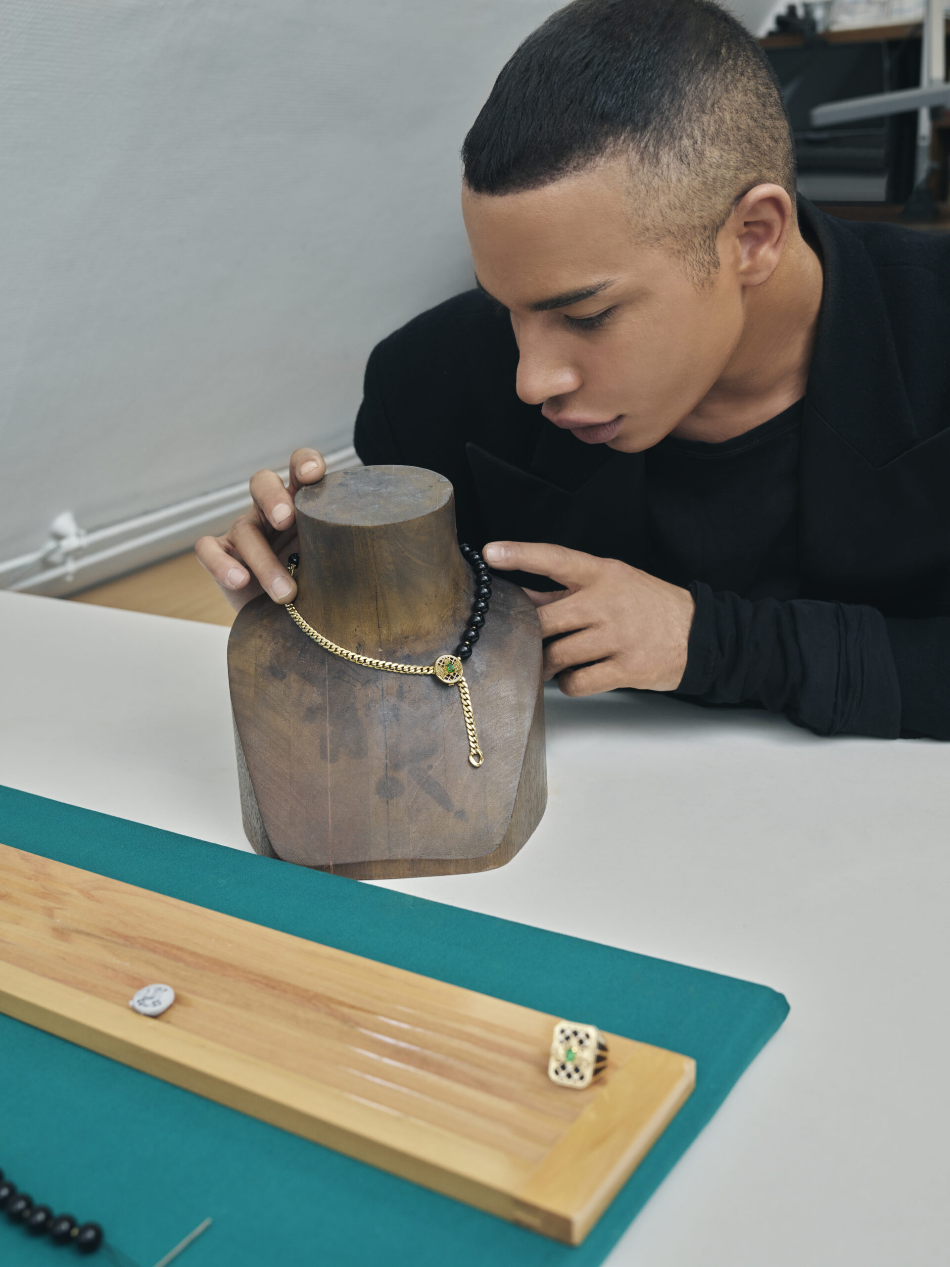 Дружба с Бейонсе, высокие технологии и не только: 7 причин успеха Оливье Рустена в Balmain (фото 24)