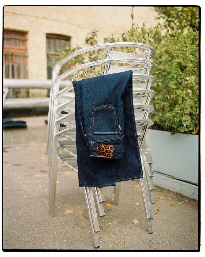 Бренды Razumno и Hug's выпустили коллекцию джинсов (фото 6)