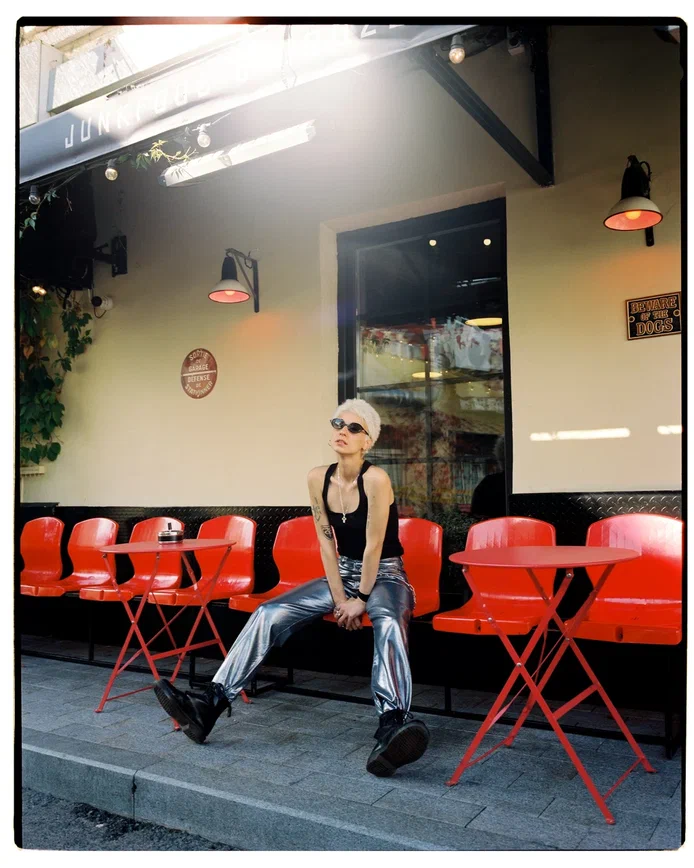 Бренды Razumno и Hug's выпустили коллекцию джинсов (фото 5)