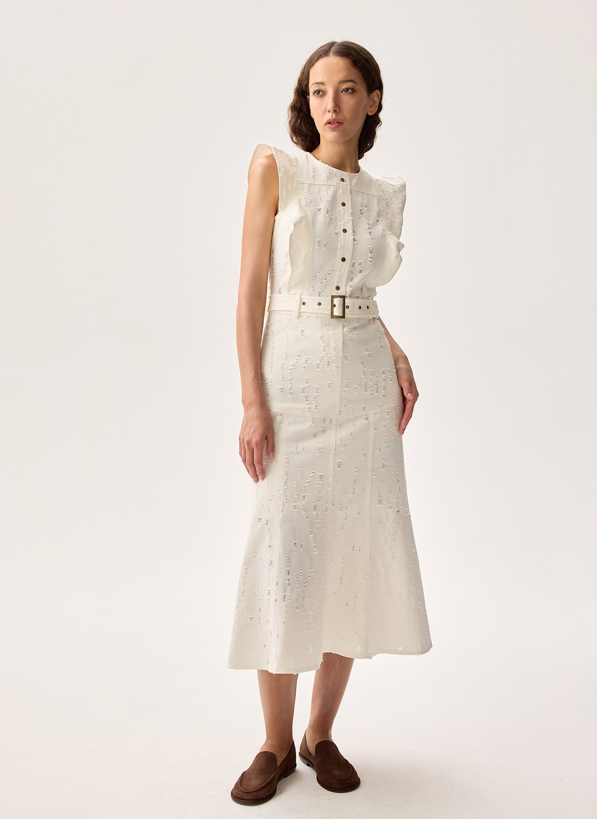 Джинсы, куртки и бермуды: 20+ вещей из денима на осень — выбор BURO. (фото 12)